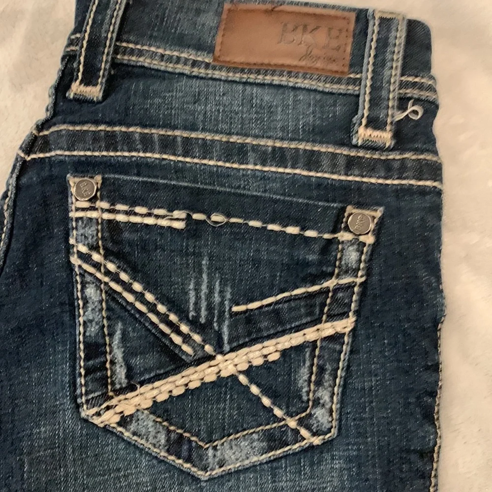 Buckle denim Payton skinny jeans size 26. - Picture 2 of 4